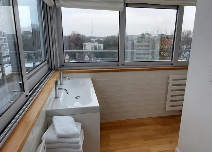 Lägenhet Przy Plazy Przestronny 150 M2 5 Sypialni 2 Lazienki Nowoczesny, Luksusowy, Cichy *