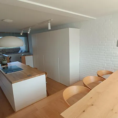 Przy Plazy Przestronny 150 M2 5 Sypialni 2 Lazienki Nowoczesny, Luksusowy, Cichy Apartment Kolobrzeg